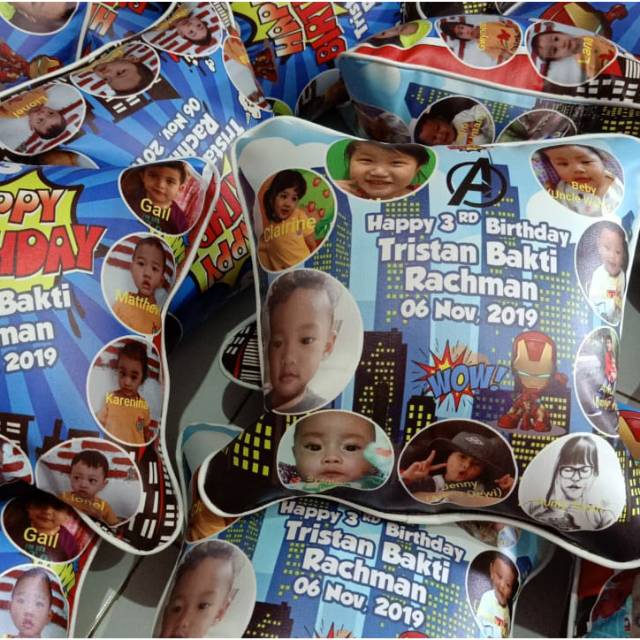 Hampers,souvenir ultah, souvenir bantal,souvenir bantal custom,bantal printing,hamper murah,bantal