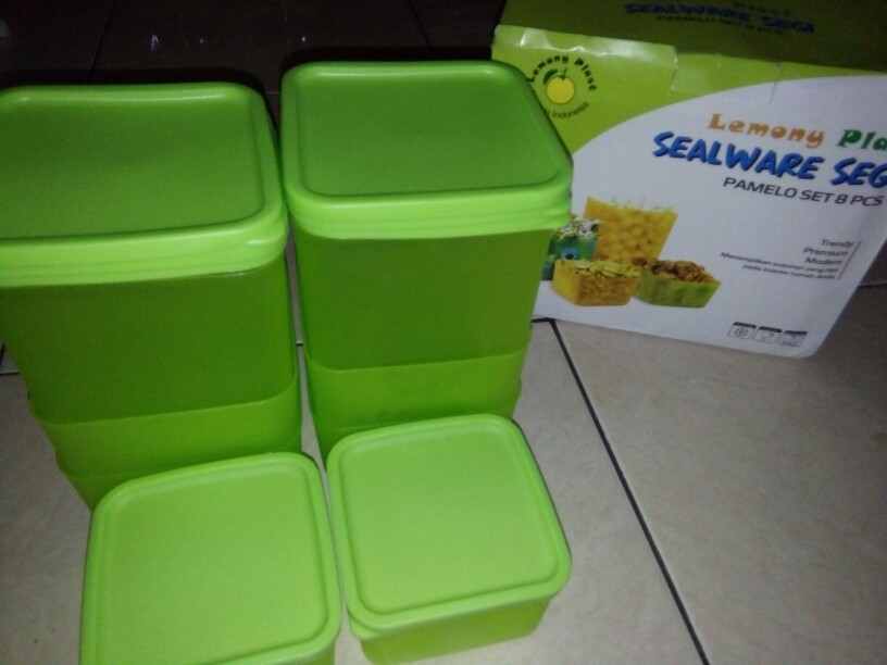 Toples Serbaguna Pamelo Set 8 / Toples Plastik Pamelo Set 8
