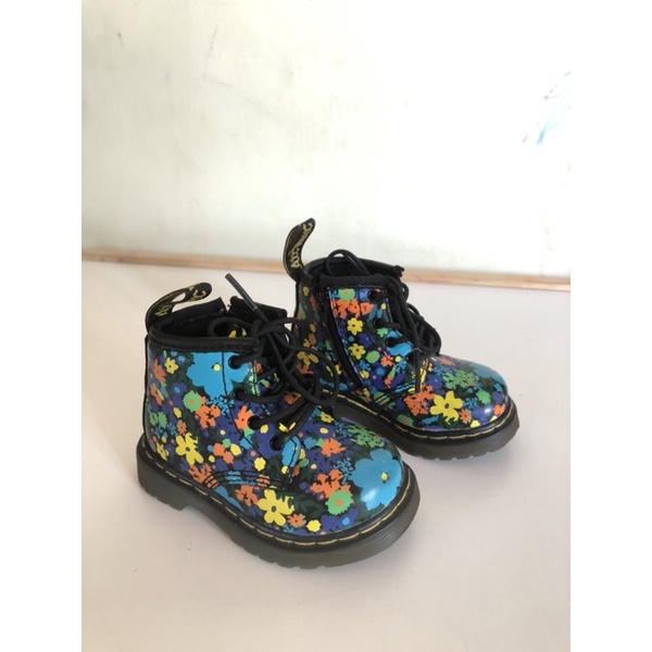 Preloved Sepatu anak Dr.Martens boots (original)