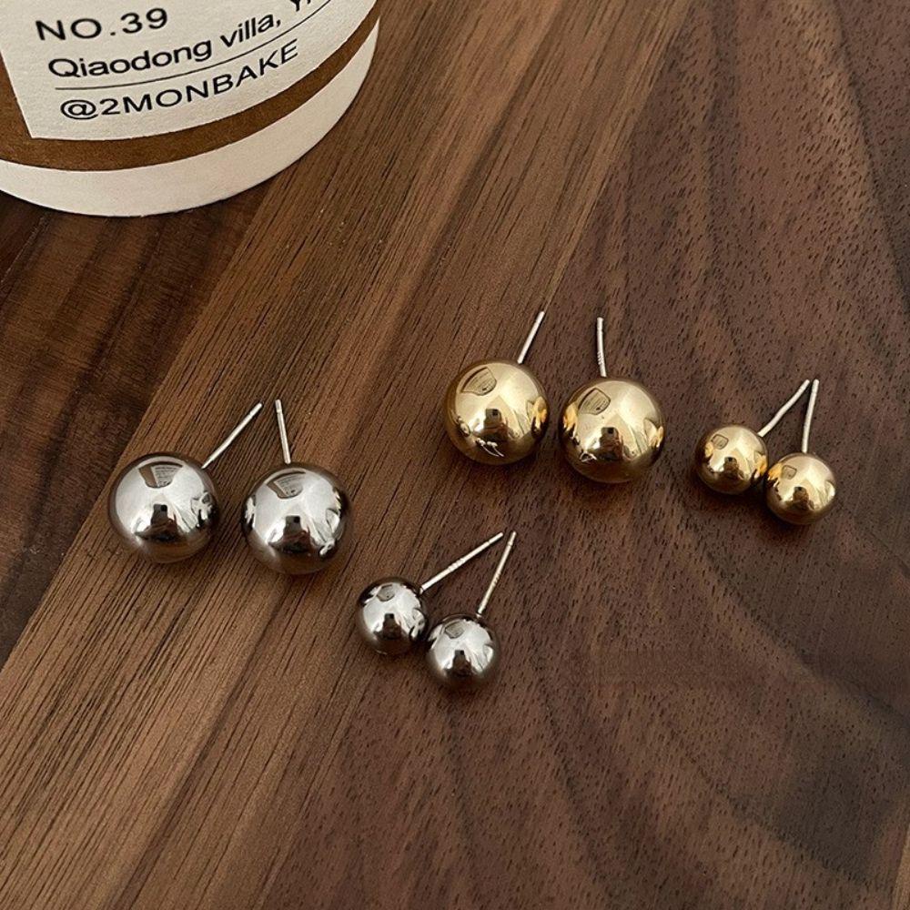 Mxbeauty Anting Pejantan Halus Sederhana Perhiasan Perempuan Bola Bulat Temperamen Anting Gaya Korea