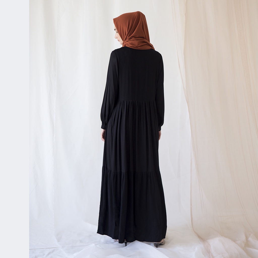 Kayana by Aska Label - Gamis wanita dress Muslim busui friendly dengan detail ruffle warna Hitam, Latte, Olive, Navy