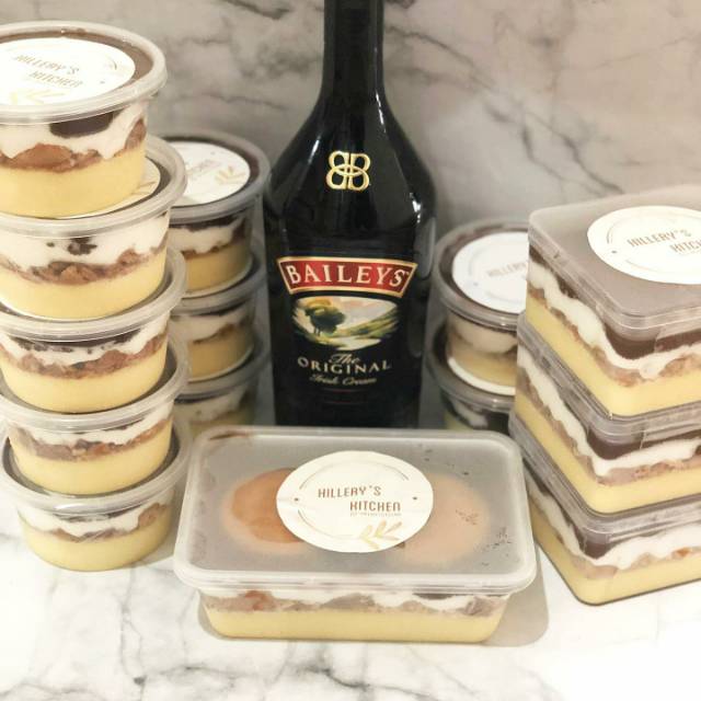 

Choco regal Baileys DESSERT BOX