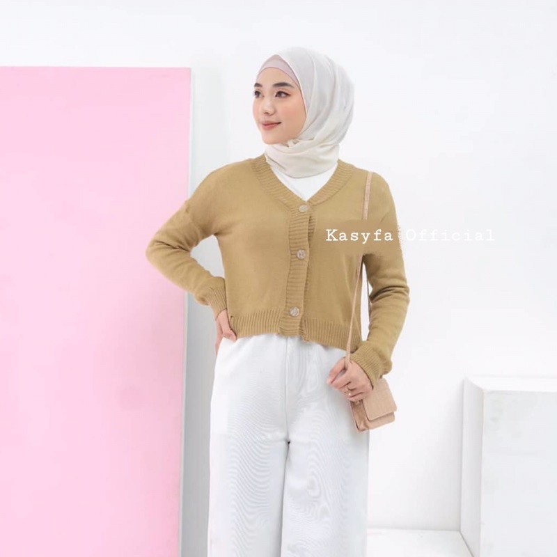 BAILEY CARDI RAJUT CROP // ZEVY CREPY SWEATER