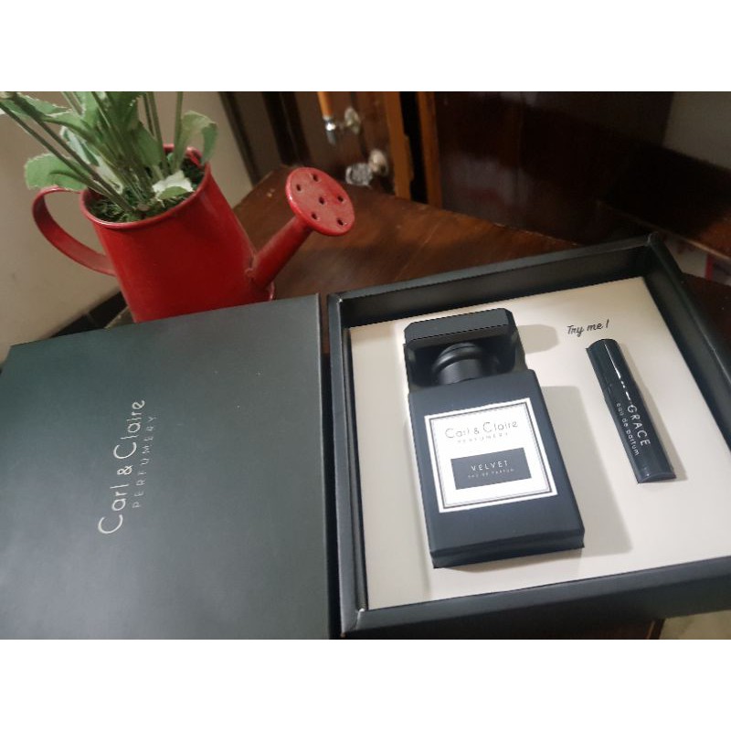 parfum carl and claire (new) velvet