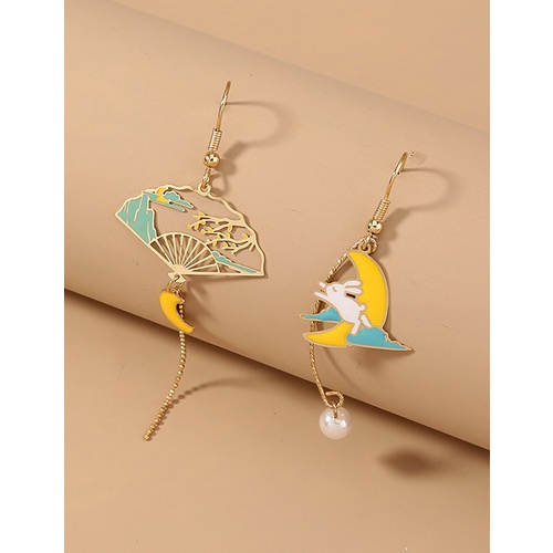 LRC Anting Gantung Fashion Long Asymmetric Fan Shaped Oil Drop Goldfish P57491