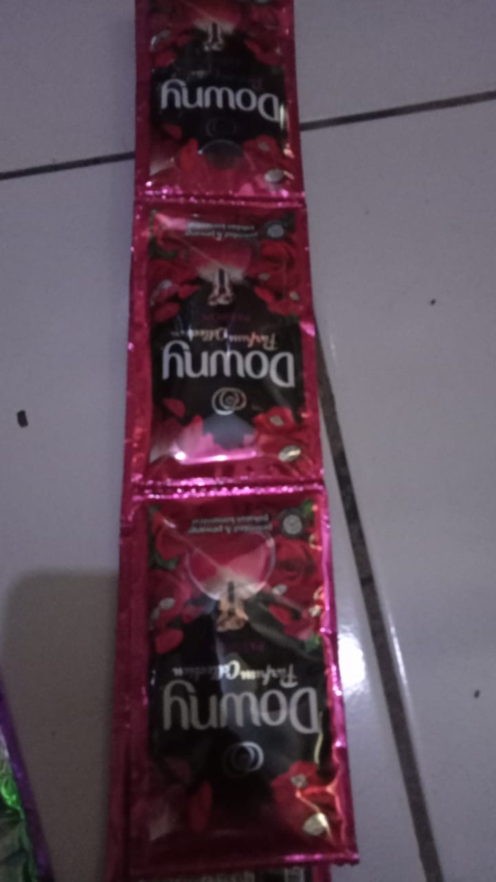 Tokominah Downy Passion 1 Renceng (6pcs) 150gr