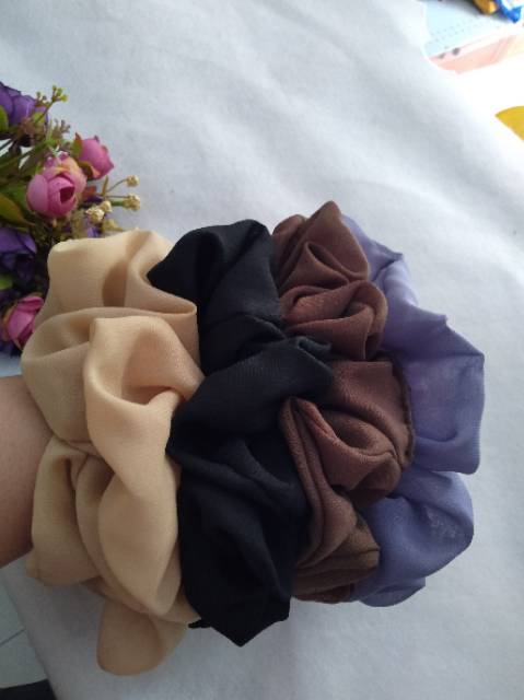 S413/scrunchie/scruncie/scrunchie jumbo/cepol hijab/kuncir rambut/ikat rambut /cepol kuncir rambut