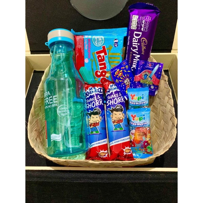 

hampers valentine/ gift box/hampers cowok/ hampers birthday/ birthday gift/ kado/ hadiah ulang tahun