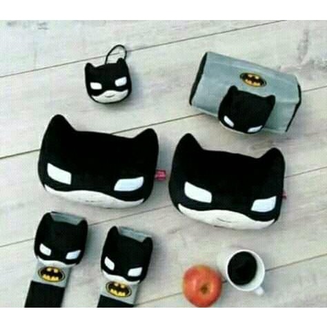 Accecories mobil batman bantal mobil batman tempat tissue batman cover