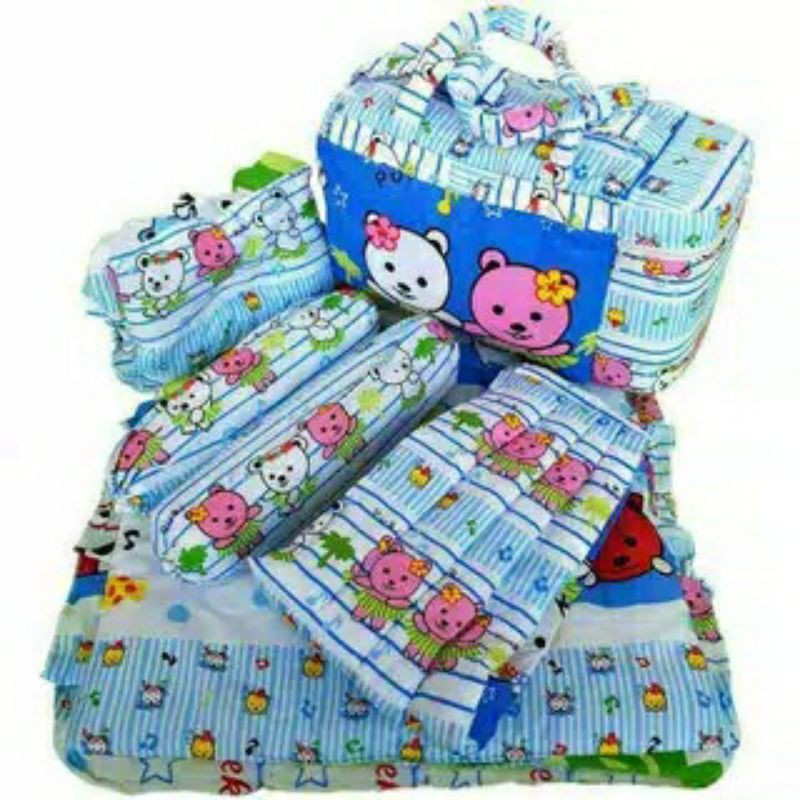 KADO BAYI PAKET KOMPLIT-PAKET KADO BAYI-GIFT SET 4 IN 1 TAS GENDONGAN SAMPING BANTAL GULING ALAS TIDUR