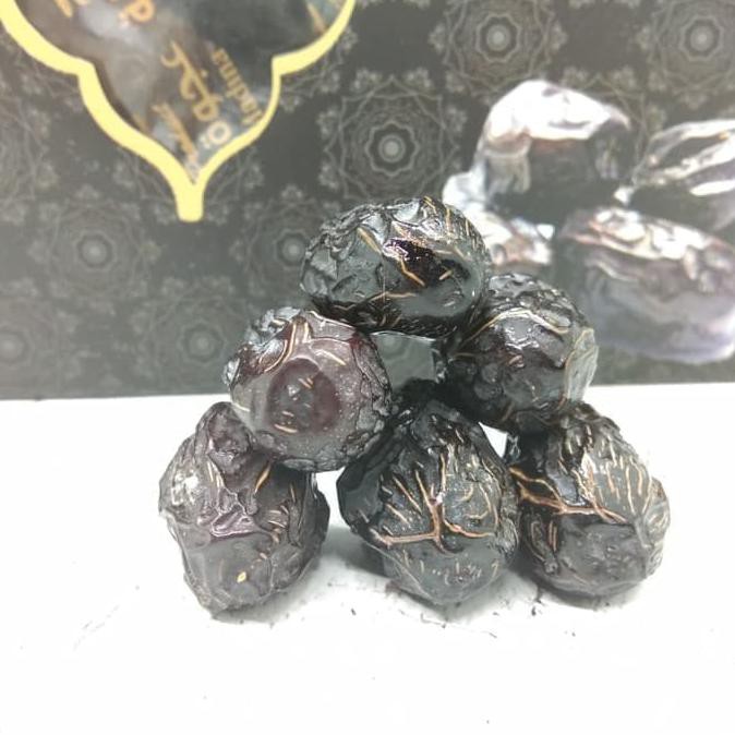 

Kurma Ajwa Kurma Ajwa al-Madina 1kg Premium / Kurma nabi / Kurma Ajwa Original