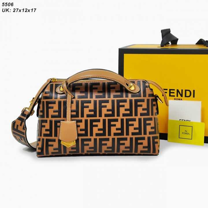 TAS FENDI BY THE WAY MONOGRAM MEDIUM 5506