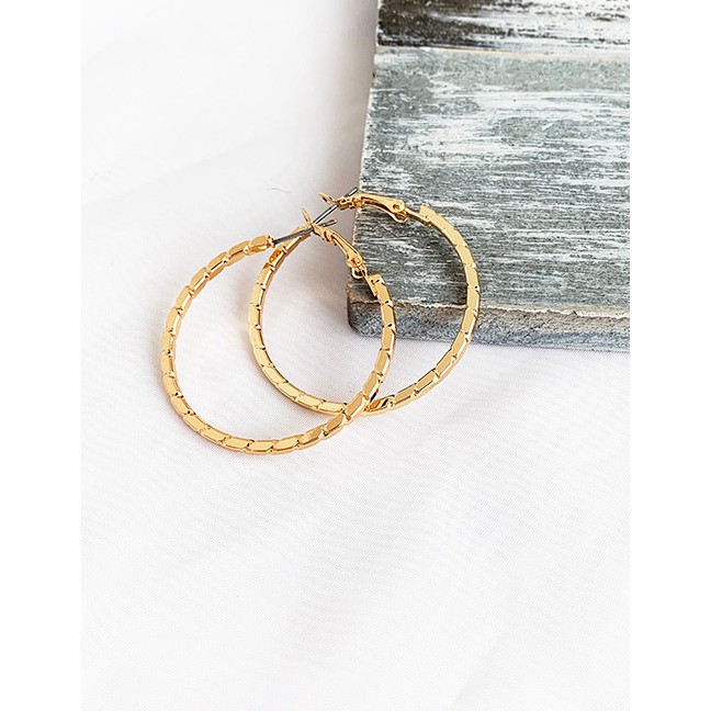 LRC Anting tusuk Fashion Alloy Circle Studs
