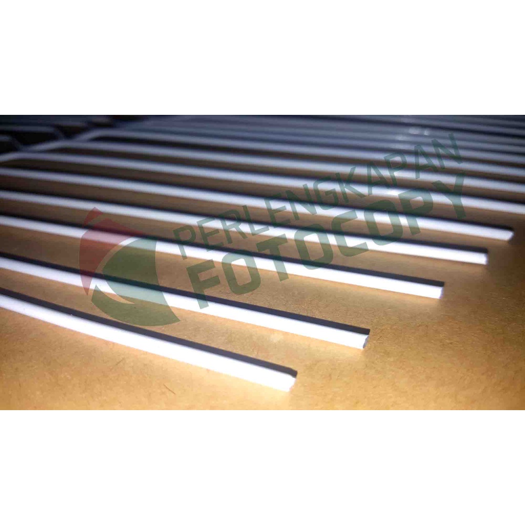 

Kawat Omega/Hanger Calender gantung 32 cm harga untuk 100pcs