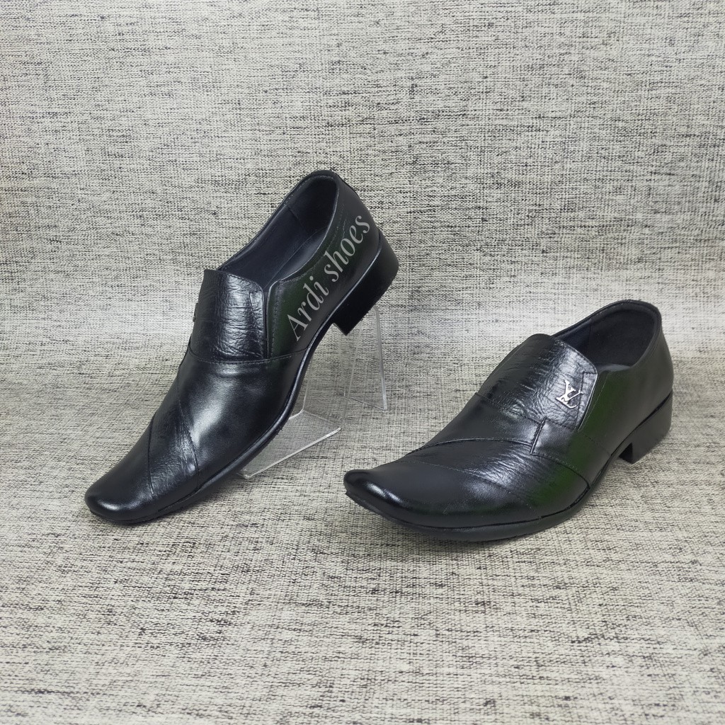 Sepatu Pantofel Kulit Asli Pria Pantofel Kerja  Pentopel Kantor Dinas Sepatu Casual Cowok 902