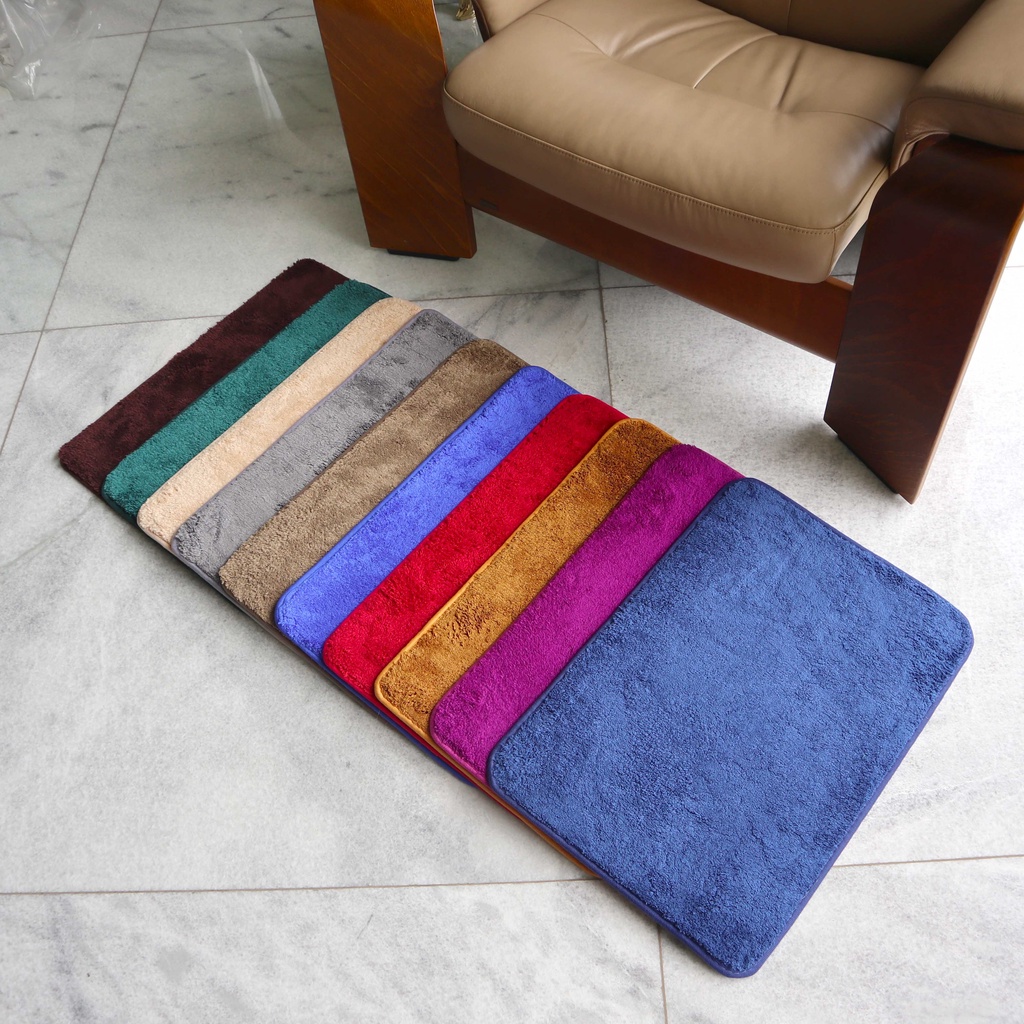 Keset Bulu Microfiber Anti Licin 40 x 60 cm