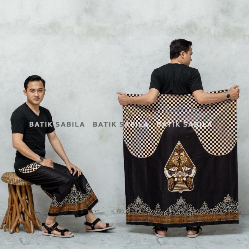 Sarung Batik Halus Motif Wayang Gunungan - Warna Kuning - Sarung Gus Azmi