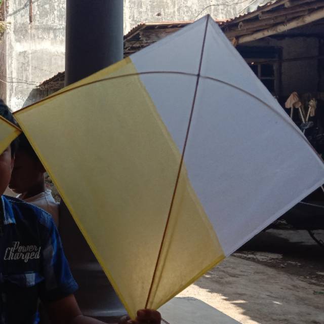 Layangan polos super 2 warna