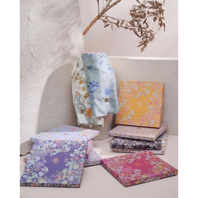 Esmee scarf Heavenlights HL