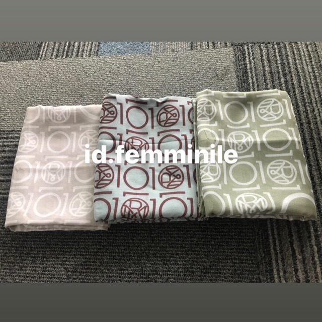 Monogram Scarf Ria Miranda Dekade