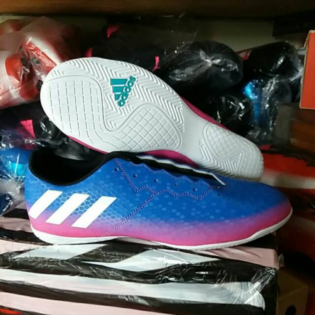 Sepatu futsal komponen adidas messi