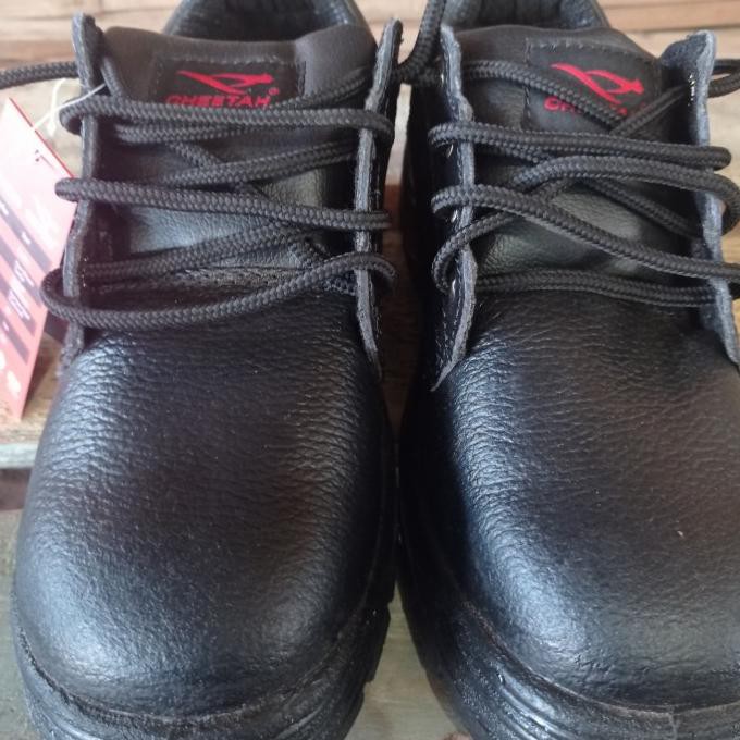 sepatu safety cheetah#2413/fashion pria/sepatu safety/sepatu kerja
