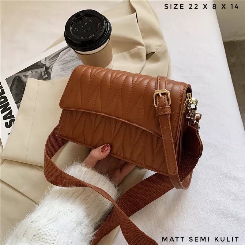 Tas Selempang Slempang Bahu Wanita Mini Hits Semi Kulit Kream cream Bw Hitam coklat Korean korea Selebgram Tiktok Gaya ootd