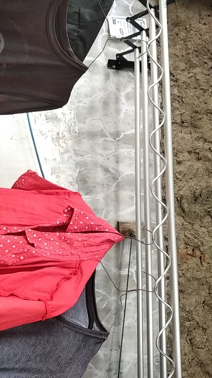 Jemuran Dinding Alumunium Capstok / Cantolan Hanger