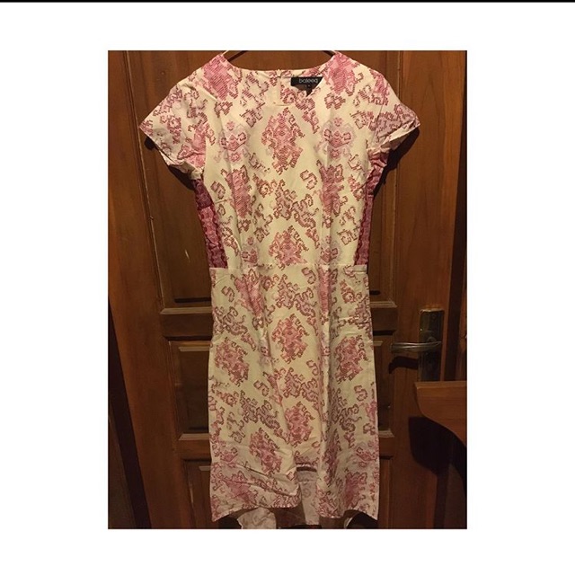 Dress batik bateeq
