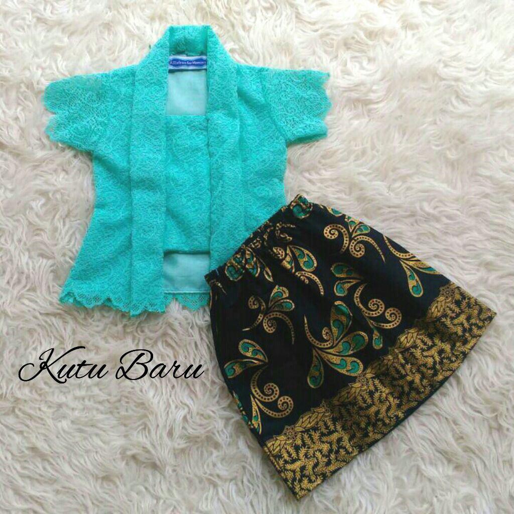 KEBAYA KARTINI MODERN KUTUBARU WARNA HIJAU MINT