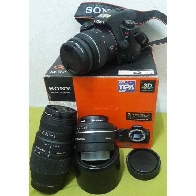 Murmer Paket Kumplit Kamera DSLR Sony Alpha SLT-A37 + 1 lensa + 2 batre + tas kamera DSLR Lowepro