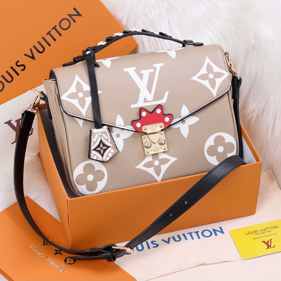 LOUIS VUITTON IRIDESCENT BAG 40780