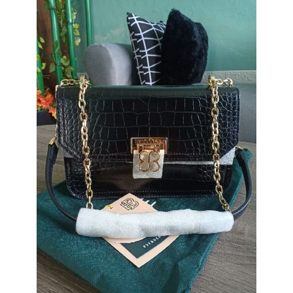 PRELOVED EVERBEST BAG