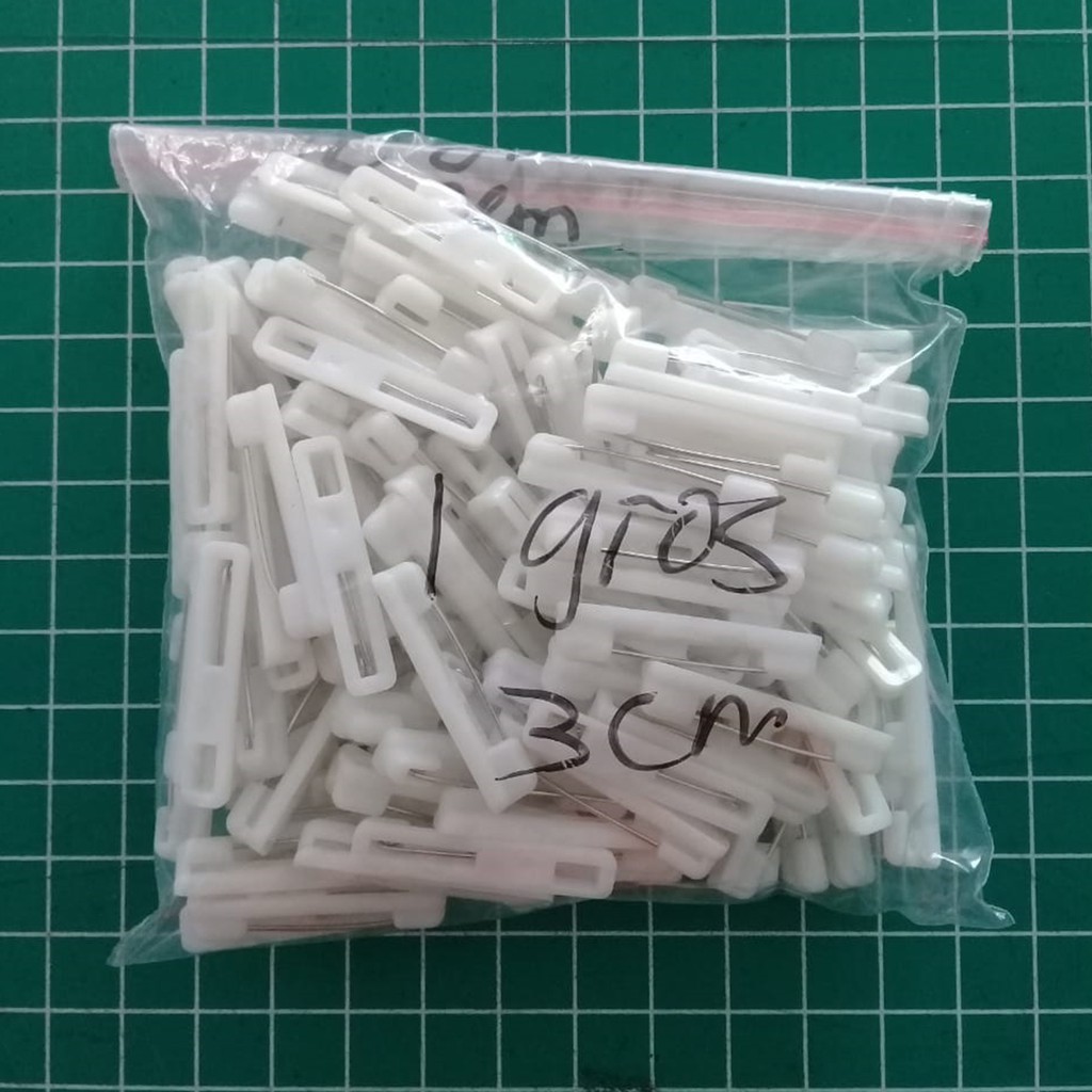 

Peniti Name Tag 3cm - Peniti Nama Dada 3cm - Peniti Bros 3cm