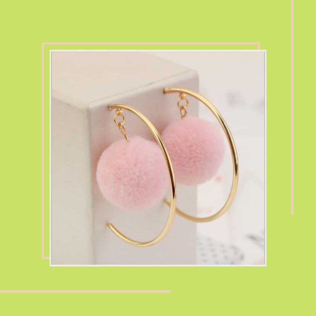 Anting POMpom Bulat Besar