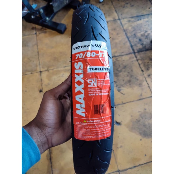 MAXXIS VICTRA 70/80 17 TUBLES BAN MAXXIS VICTRA S98 UKURA 70/80 17
