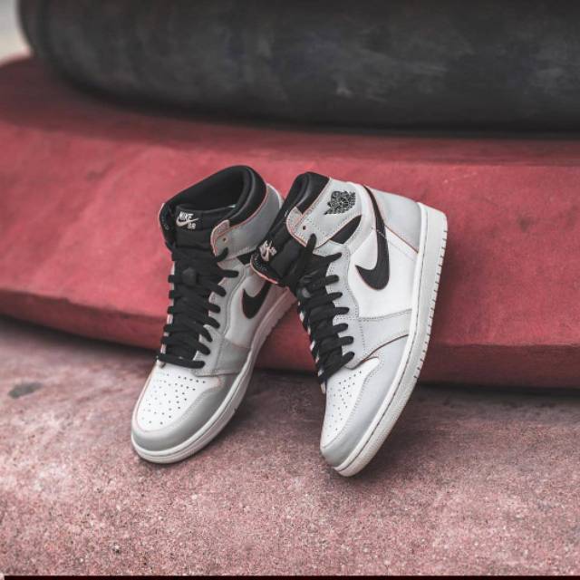 Sneakers - Nike Air Jordan Sb NYC to Paris