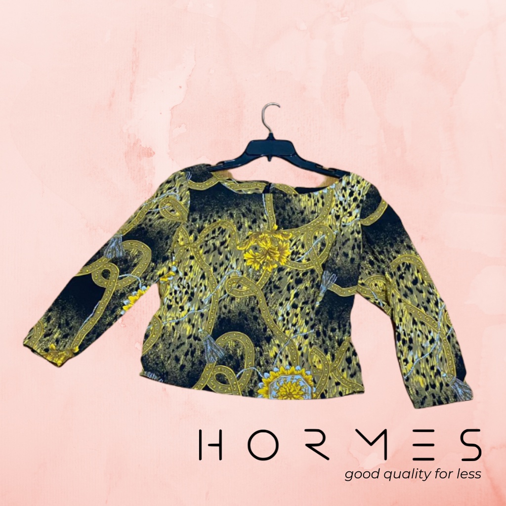 Puzzle5 Blouse Crop Top Kuning Emas Hitam Lengan Panjang Resleting Belakang Kerah Oval
