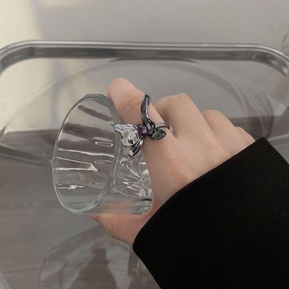 Needway Wanita Cincin Keren Unik Pasangan Cincin Kupu-Kupu Niche Desain Pembukaan Cincin Fashion Perhiasan