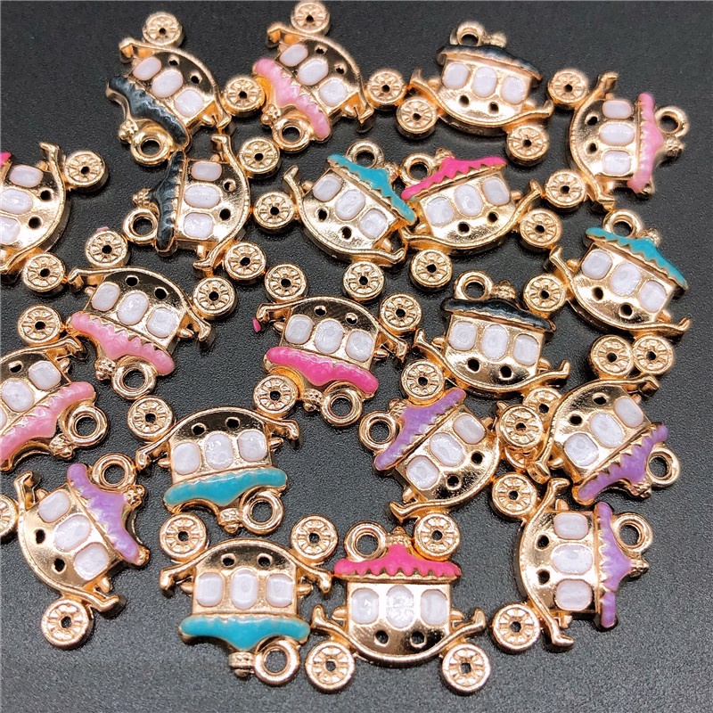 4pcs Liontin Enamel Bentuk Labu Mobil Bahan Alloy Charms