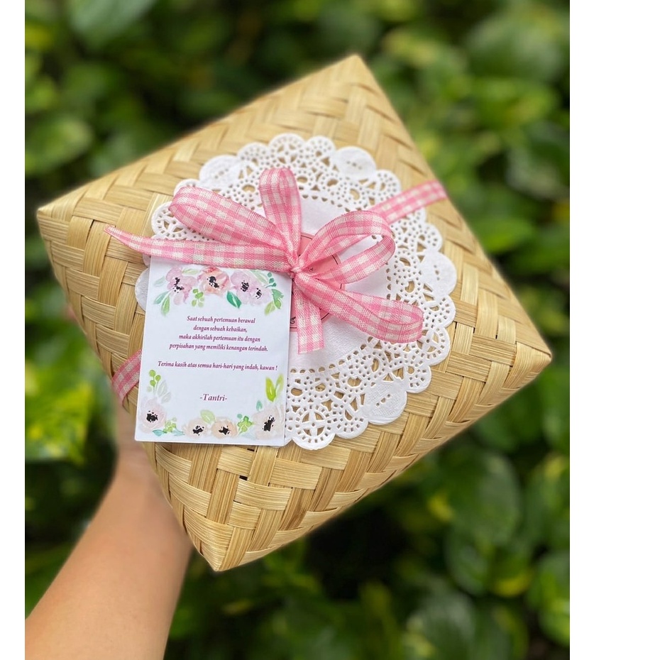 

B22 BESEK BAMBU 20x20 x8 dan 22x22 x9 -BESEK HAJATAN-BESEK AQIQAH-TAS AQIQAH-TAS HAJATAN- TAS