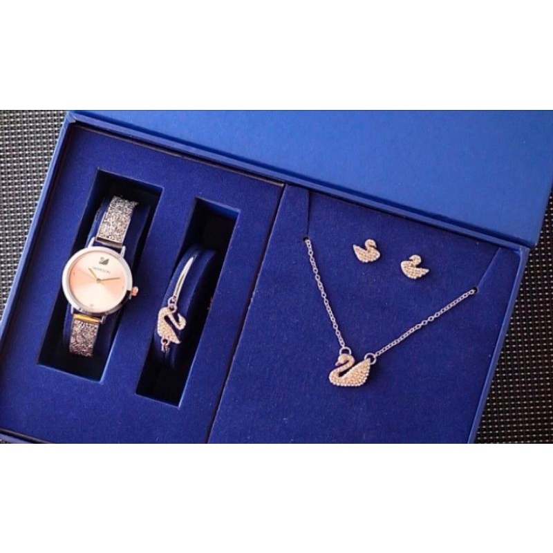jam tangan wanita SWAROVSKI full set