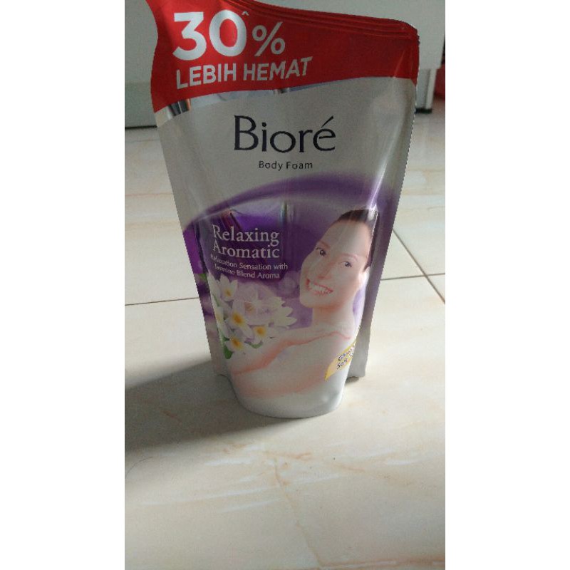 sabun mandi biore cair