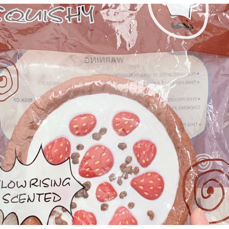squishy pie choco strawberry