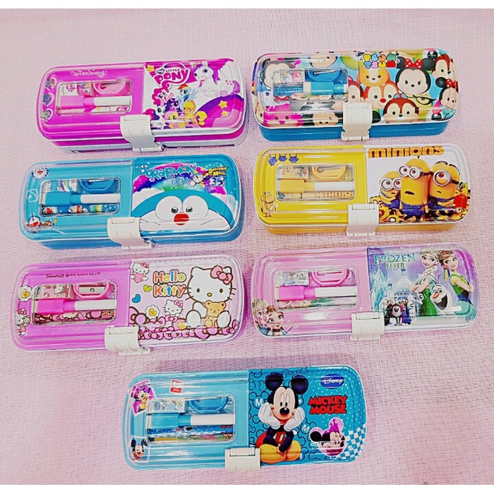 

Kotak Pensil Set Kaleng Whiteboard 2Tingkat Motif Kancing Berkarakter Unik