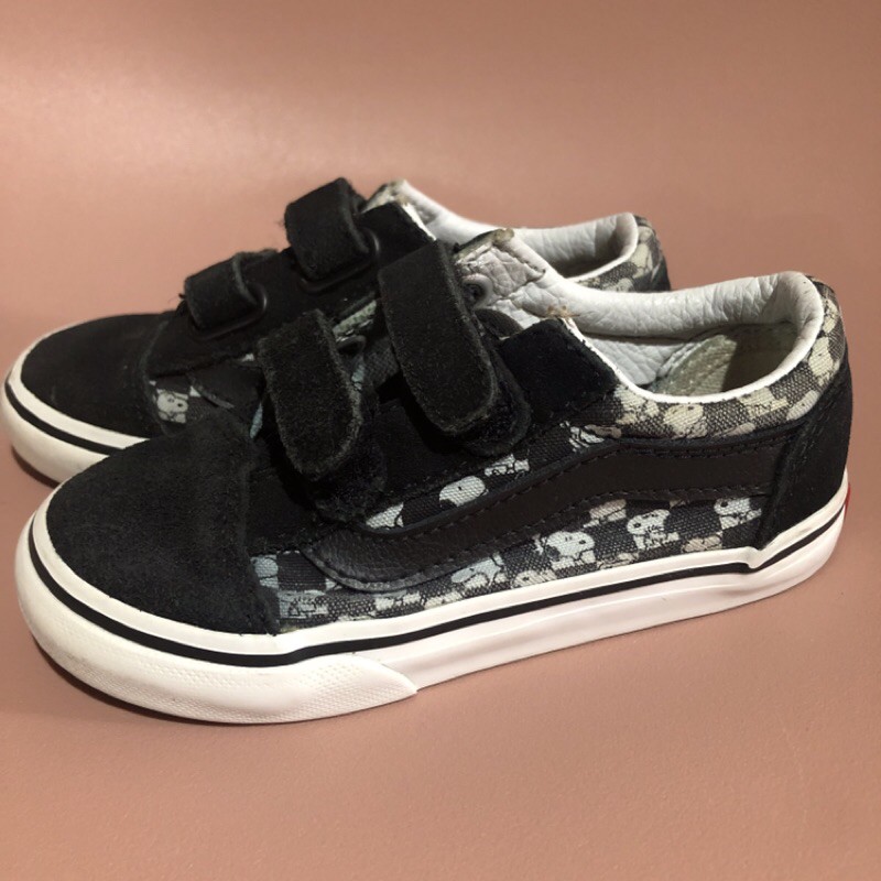 PRELOVED Vans x Peanuts Snoopy Old Skool Sneakers Size US 8 UK 7.5 EUR 24.5 13CM Original Anak Kids