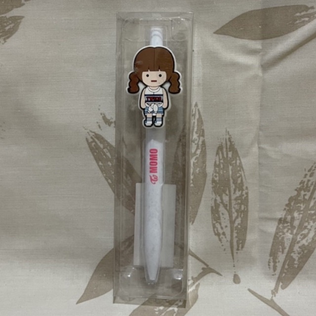 MOMO TWICE PEN (Japan #Twice Pop Store)