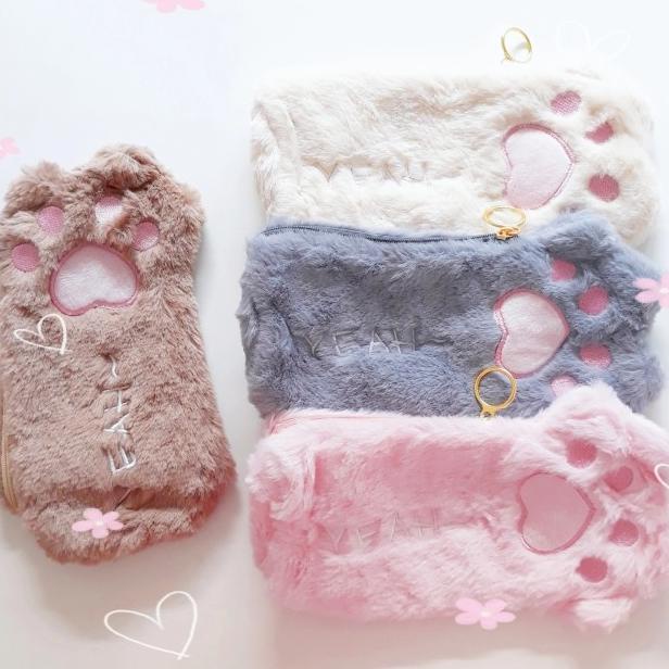 

Cat Paw Plush Pencil Case / Kotak Tempat Pensil Bulu Kucing Lucu