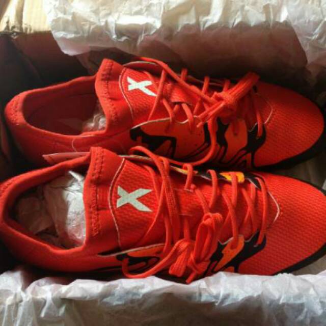 Sepatu bola adidas ory X15.1