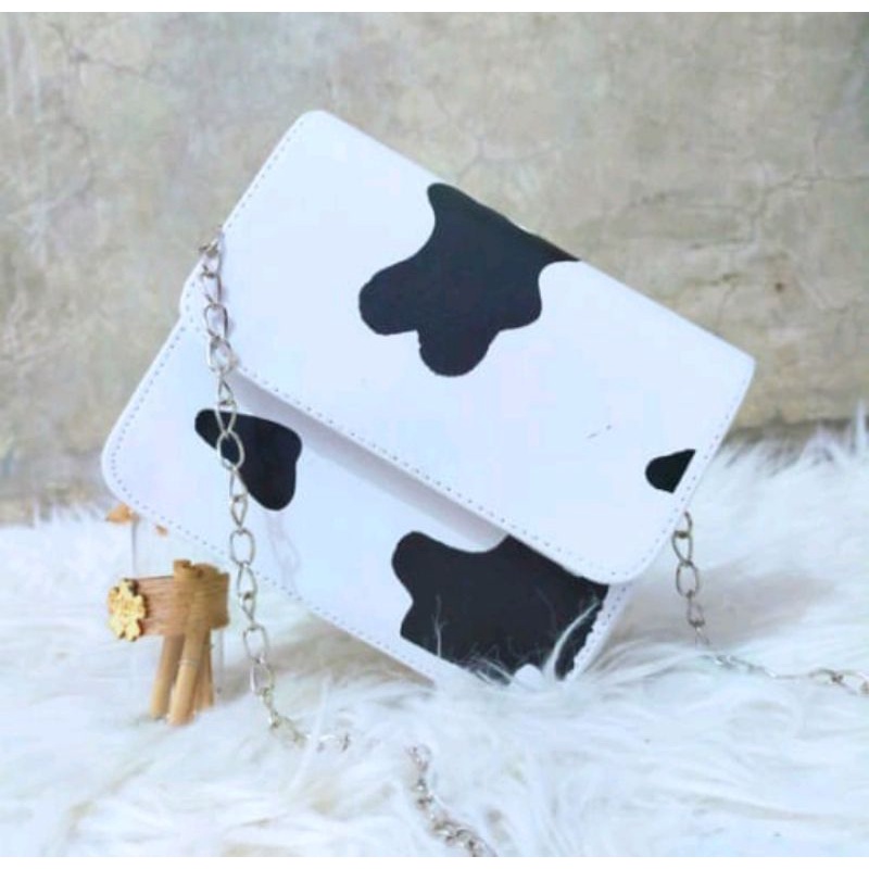 Tas selempang wanita /motif sapi